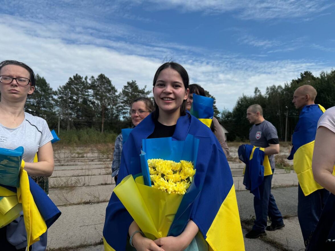 Leniie Umerova is free!