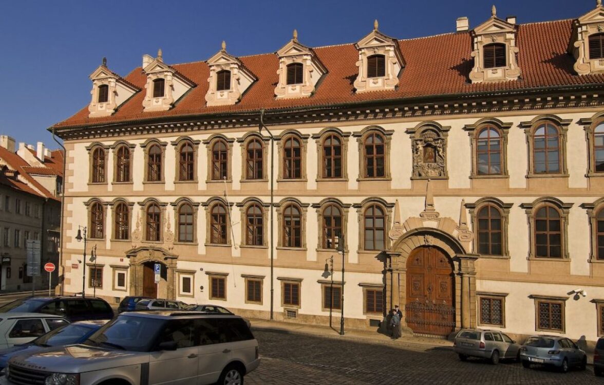 Czech Senate to Consider Resolution Recognizing the 1944 Deportation of Crimean Tatars as Genocide