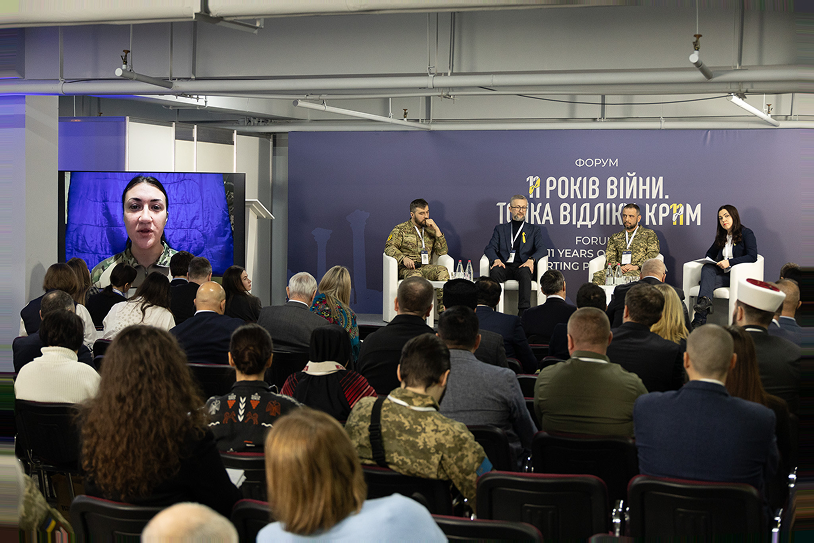 Перша панельна дискусія “Спротив окупації: яке його обличчя?”