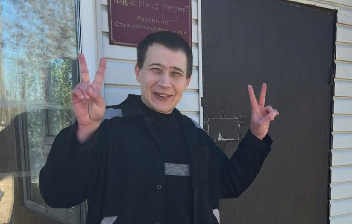 Crimean Political Prisoner Oleksandr Tarapon Released from Russian Detention