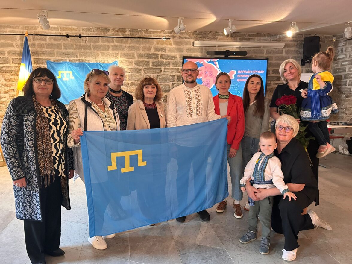 The Exhibition QIRIM İÇÜN / FOR CRIMEA Opens in the Estonian City of Narva