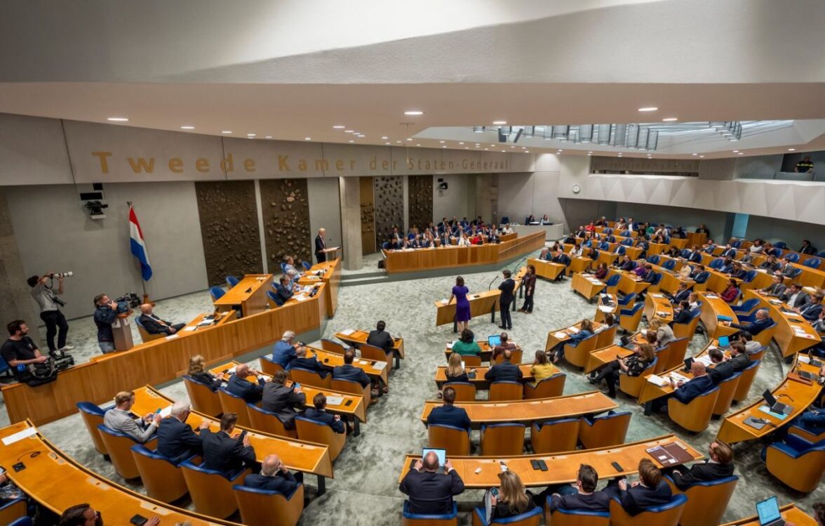 Нижня палата парламенту Нідерландів визнала депортацію кримськотатарського народу геноцидом