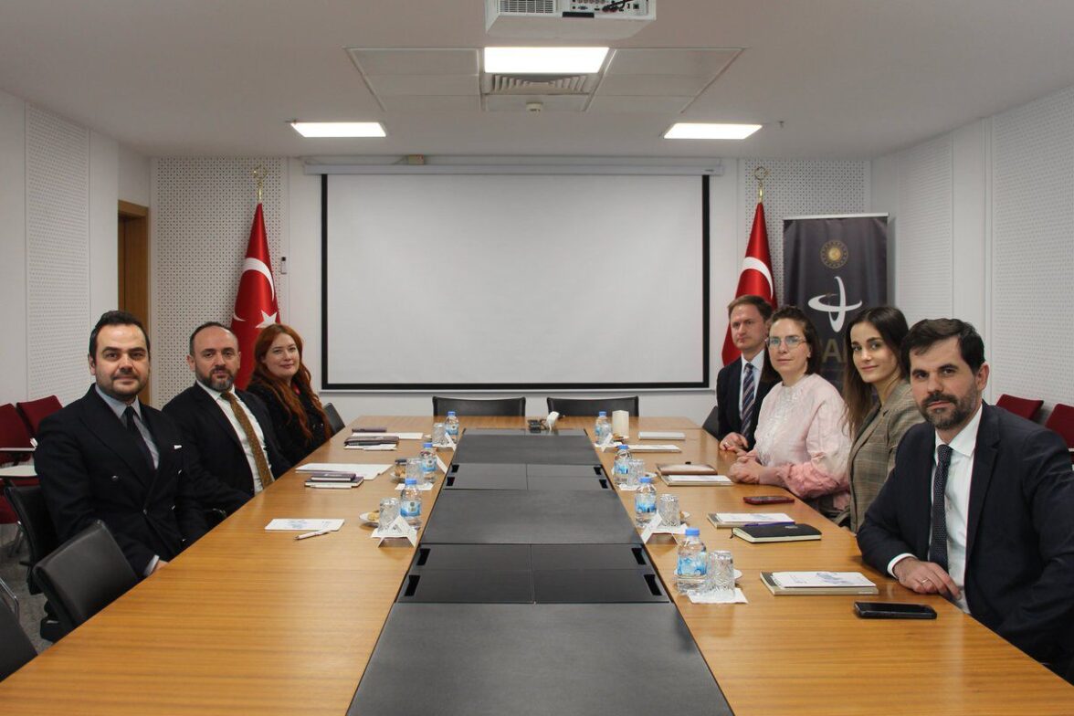 Permanent Representative Meets with Representatives of the Centre for Strategic Research in Türkiye